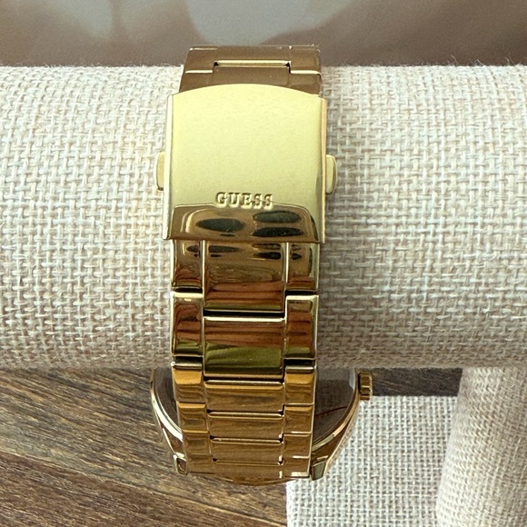 GUESS Men's Multi-Function Gold-Tone Stainless Steel Watch 42mm - Picture 5 of 7